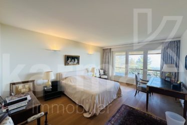 Lumineuse villa avec une magnifique vue sur le lac et les montagnes