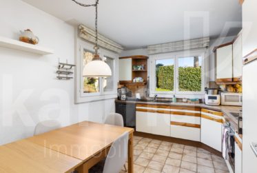 Vue à couper le souffle pour cette villa jumelée