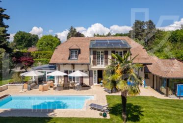 En exclusivité - Magnifique propriété individuelle avec piscine