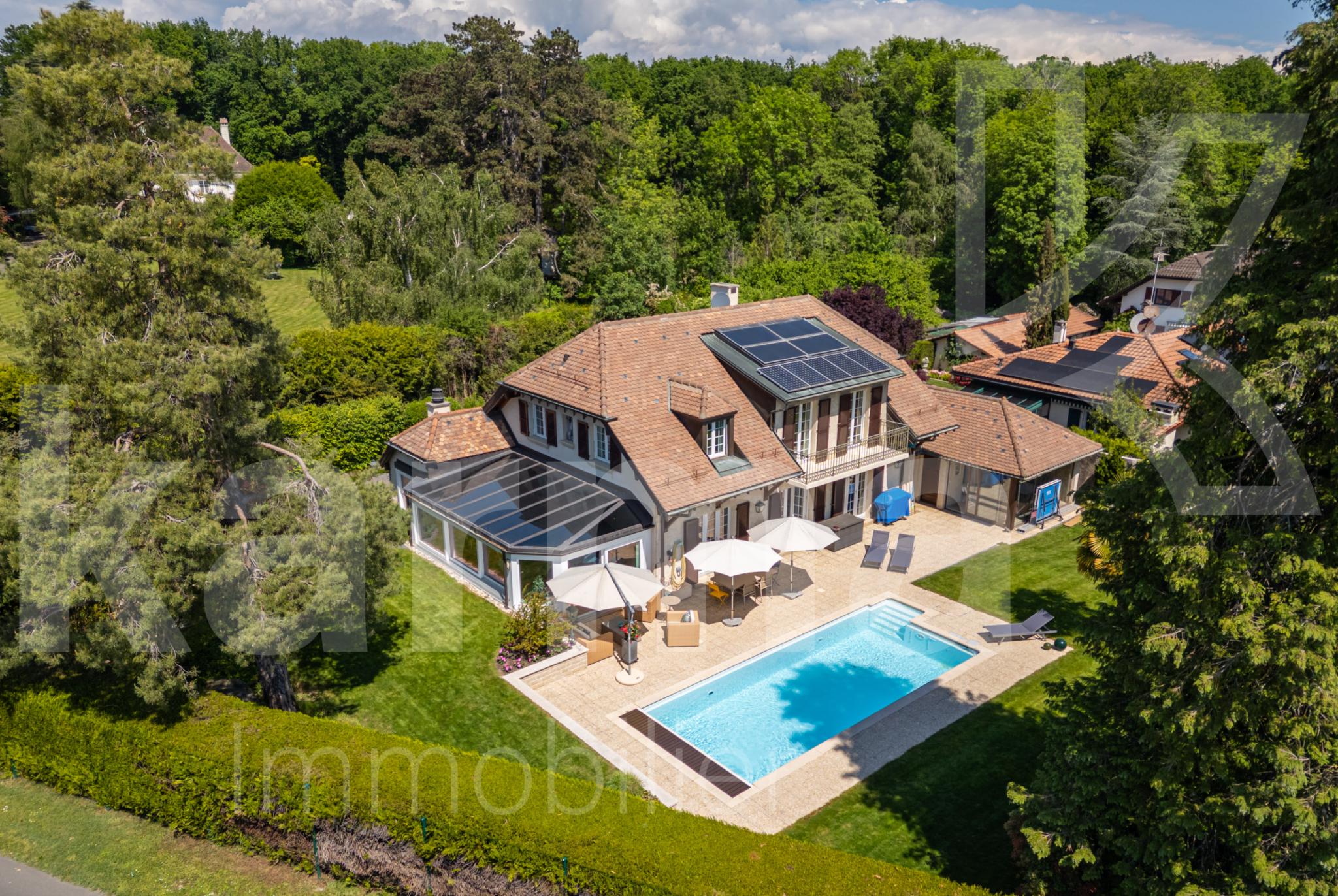 En exclusivité - Magnifique propriété individuelle avec piscine