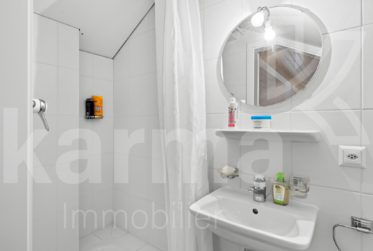 En exclusivité - Appartement en attique avec vue sur le lac et les Alpes