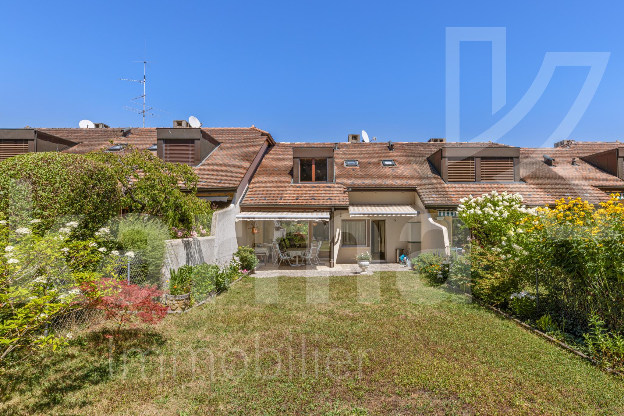 En exclusivité - Belle maison jumelée située dans un quartier calme