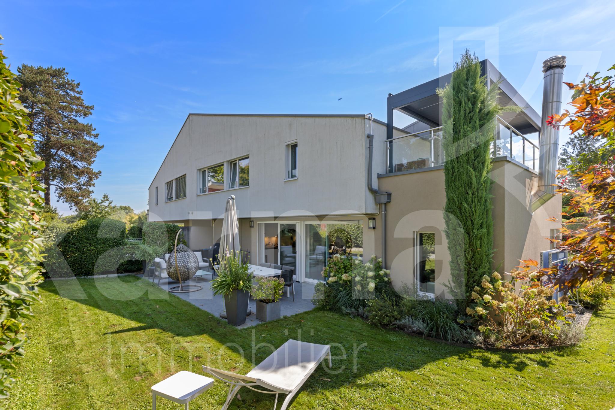 En exclusivité - Belle maison moderne de 6.5 pièces