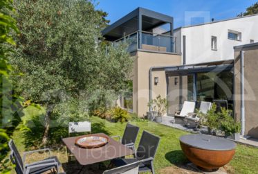 En exclusivité - Belle maison moderne de 6.5 pièces