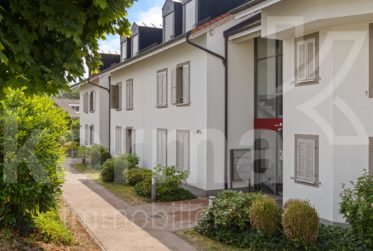 En exclusivité - Appartement en attique avec vue sur le lac et les Alpes