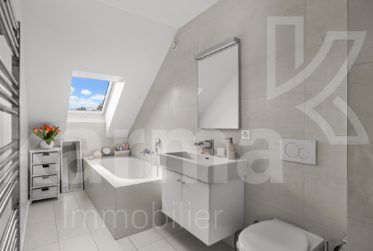 En exclusivité - Somptueux triplex avec terrasse d'environ 40m2